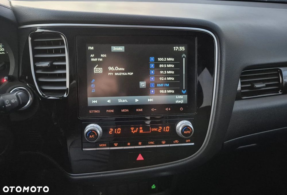 Mitsubishi Outlander - 15