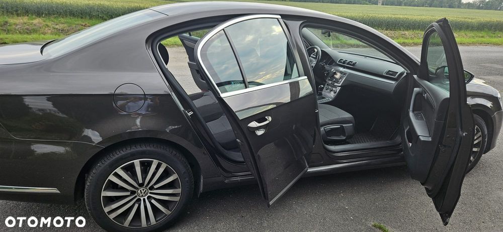 Volkswagen Passat 1.4 TSI BMT Comfortline - 7