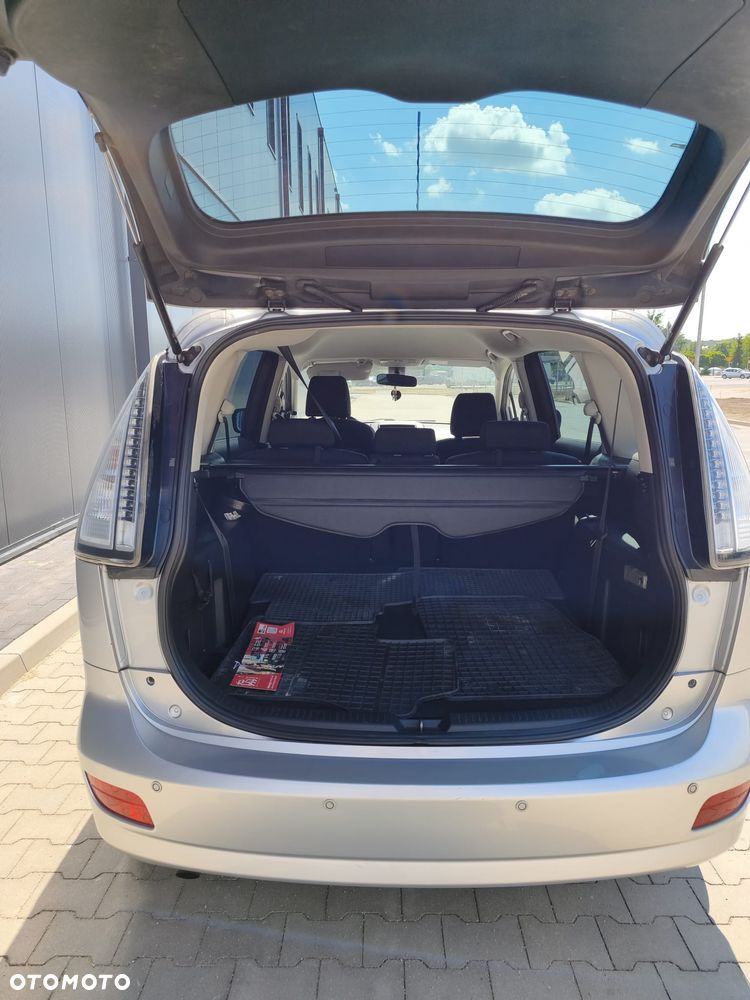 Mazda 5 2.0 Exclusive - 10