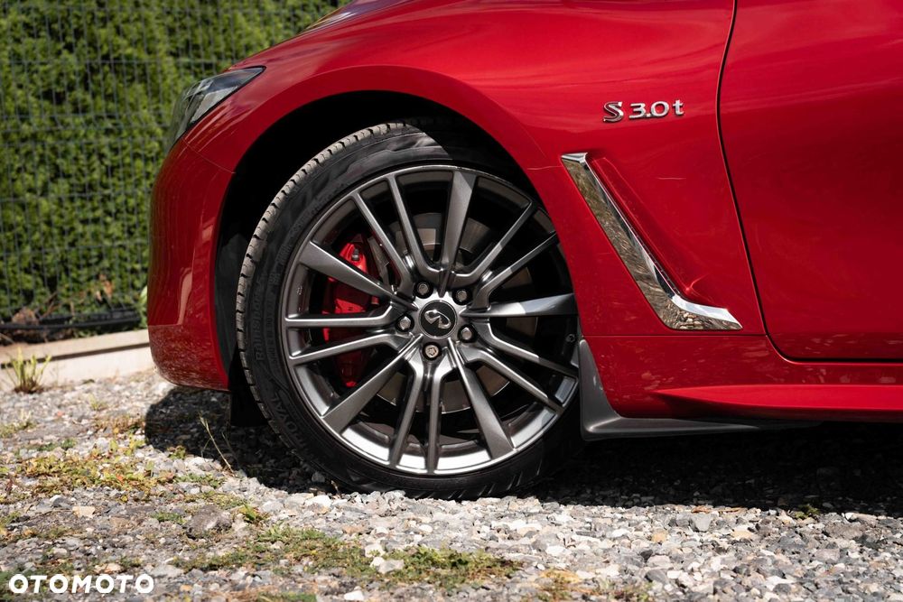 Infiniti Q60 - 34