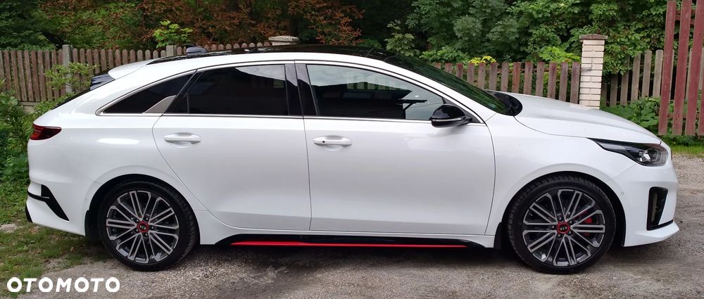 Kia ProCeed 1.6 T-GDI GT DCT - 40