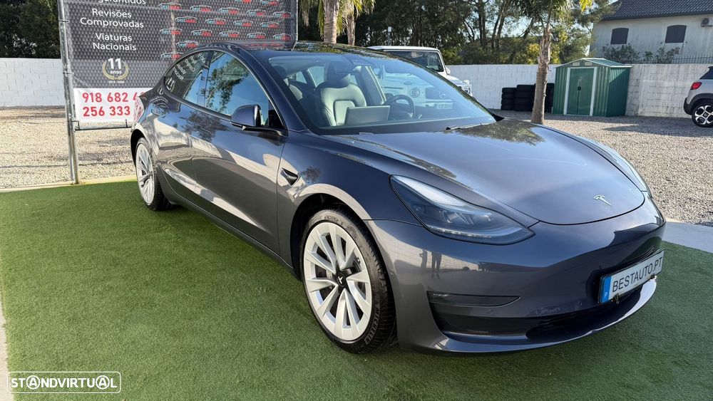 Tesla Model 3 Long-Range Dual Motor AWD - 3