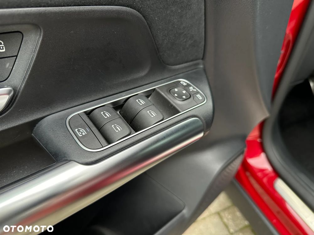 Mercedes-Benz GLA 200 AMG Line - 18