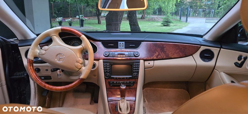 Mercedes-Benz CLS - 8