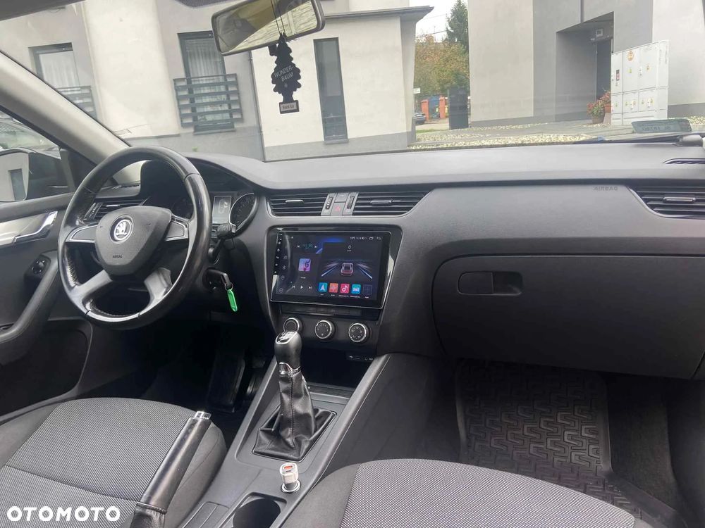 Skoda Octavia 1.2 TSI Ambiente - 13