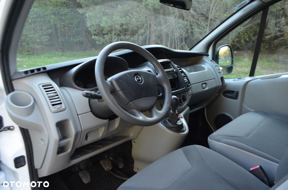 Opel Vivaro - 31