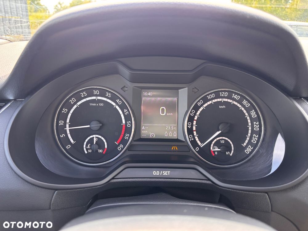 Skoda Octavia 2.0 TDI (Green tec) RS - 30