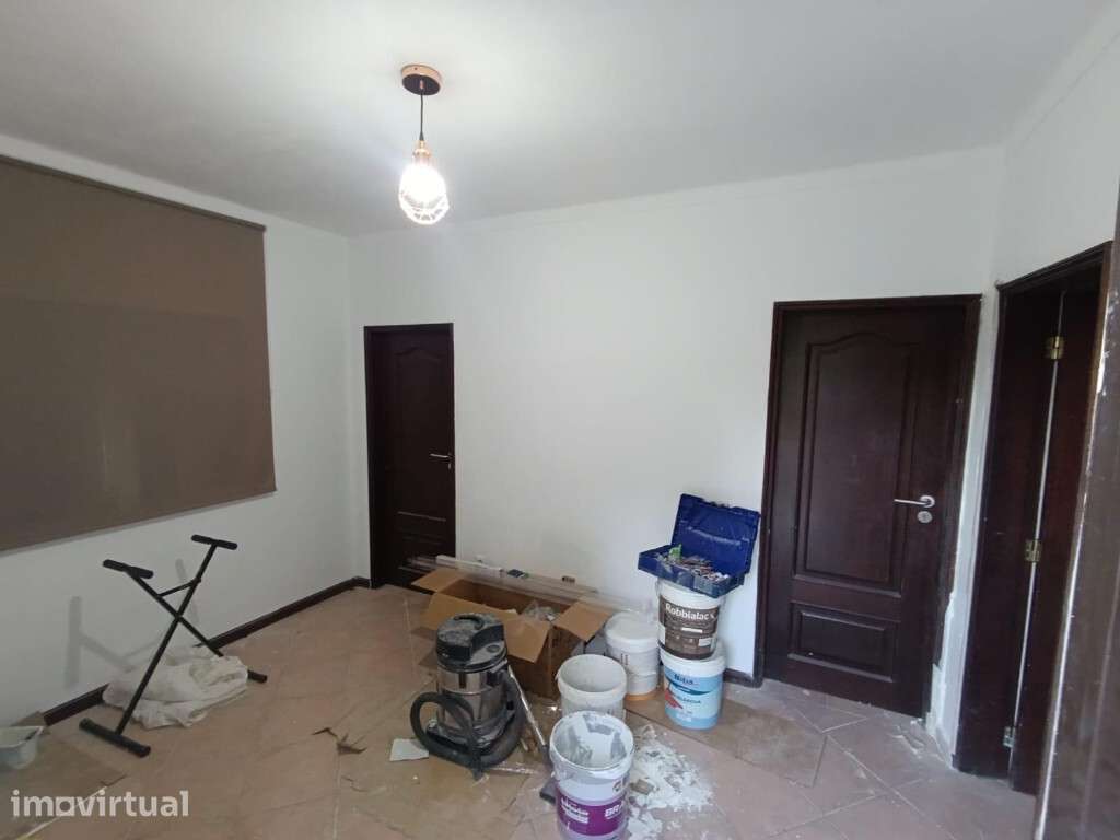 Moradia Isolada M2 com lugar de garagem em zona de Coimbra - Grande imagem: 3/8