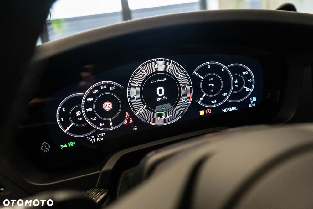 Porsche 911 Turbo S - 19