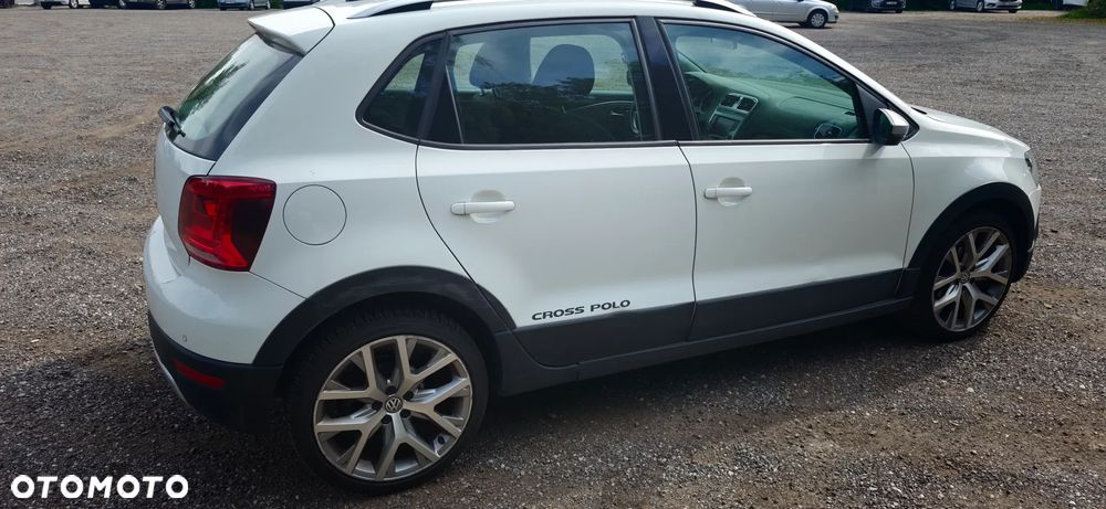 Volkswagen Polo Cross - 12