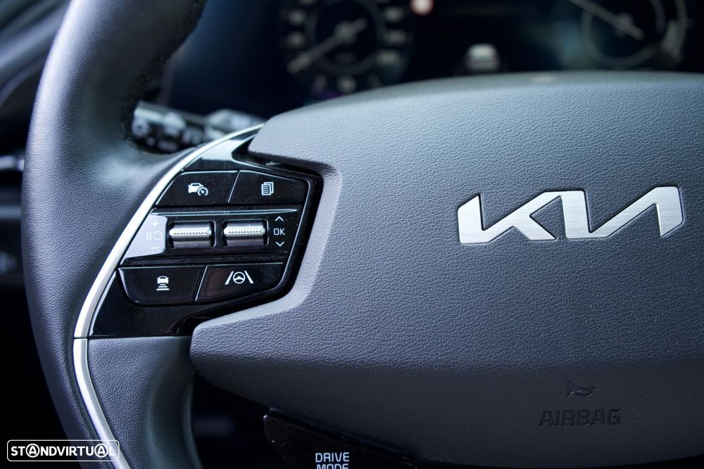 Kia Niro EV 64kWh Drive - 26