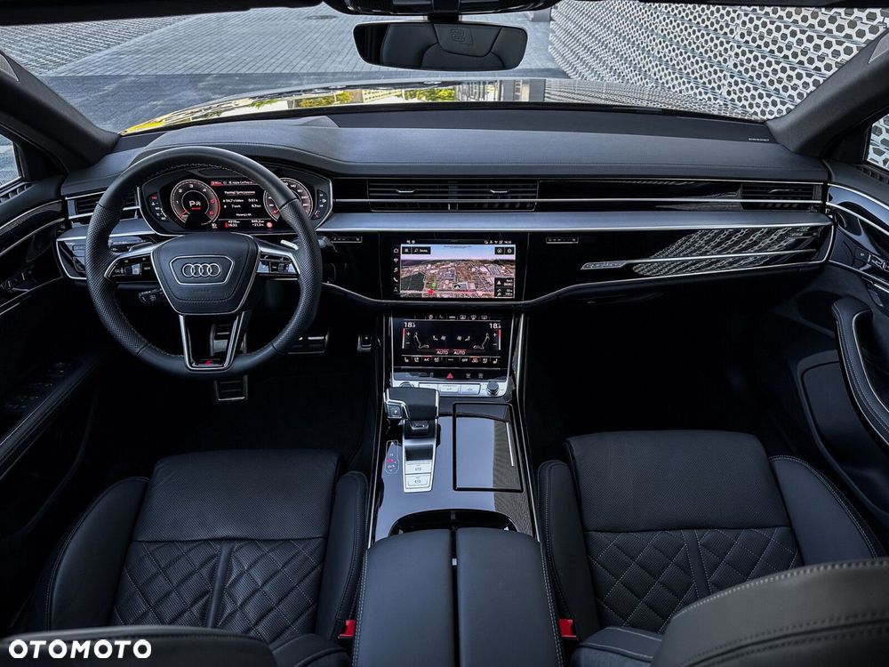 Audi A8 - 21