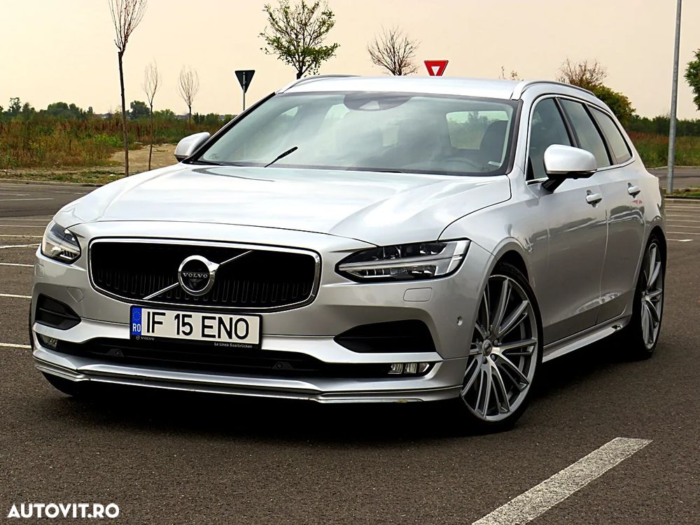 Volvo V90 D5 AWD Geartronic Momentum Pro - 1