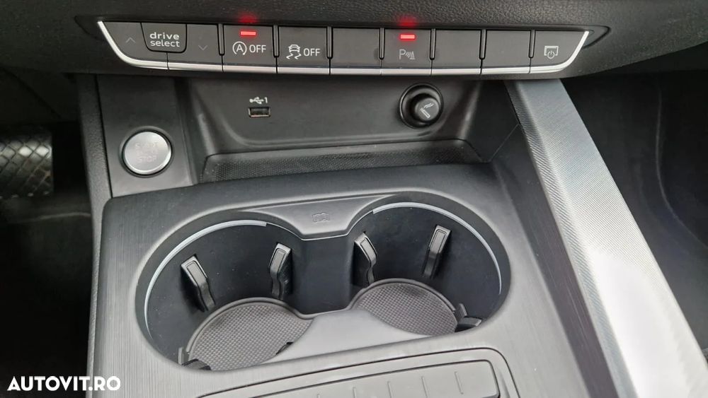 Audi A4 2.0 TDI S tronic Sport - 35