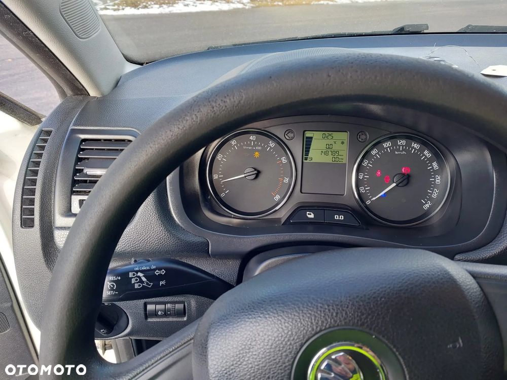 Skoda Fabia 1.2 TSI Active Plus - 11