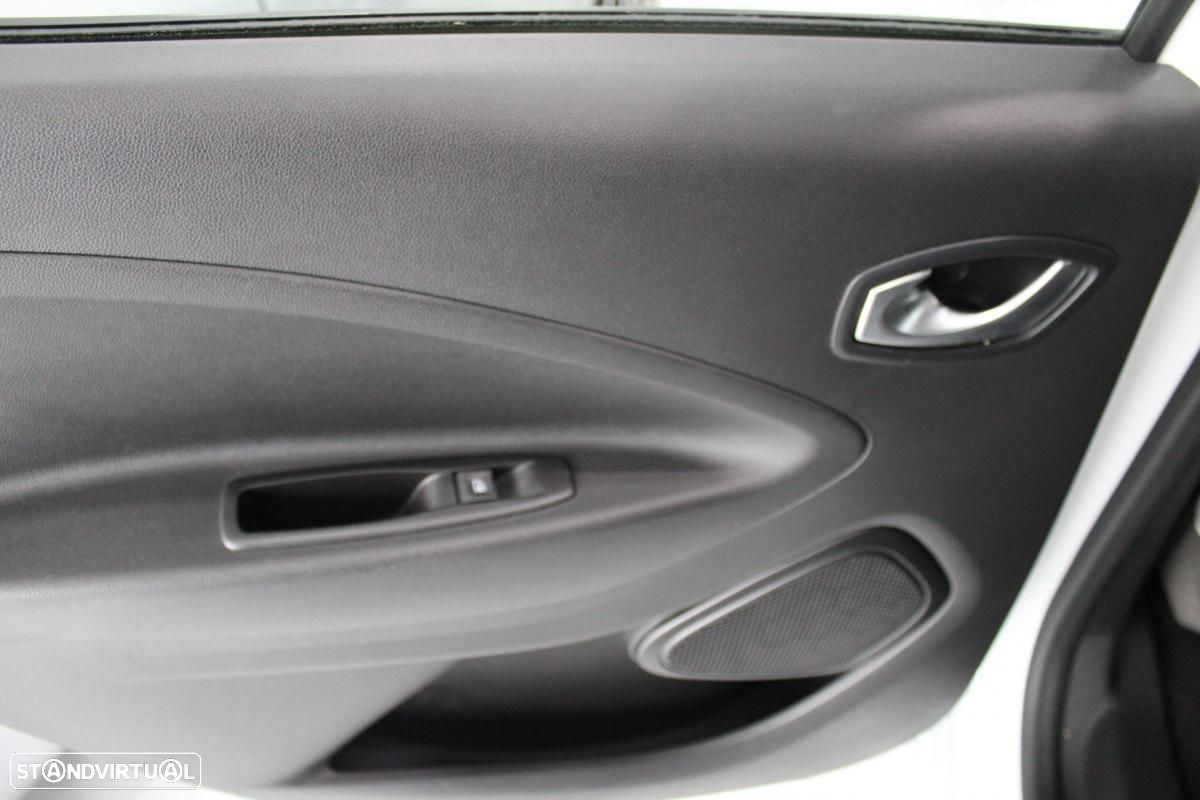 Renault Zoe (c/ Bateria) EV50 110hp Evolution - 24