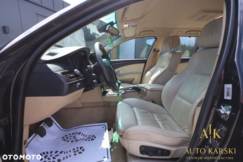 BMW Seria 5 - 35