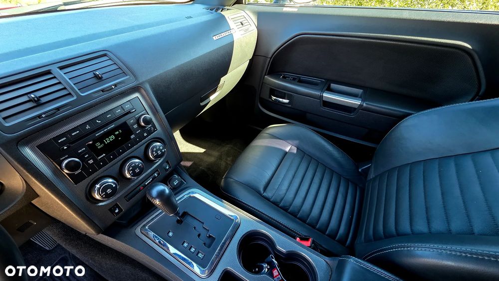 Dodge Challenger Automatik R/T Plus - 26