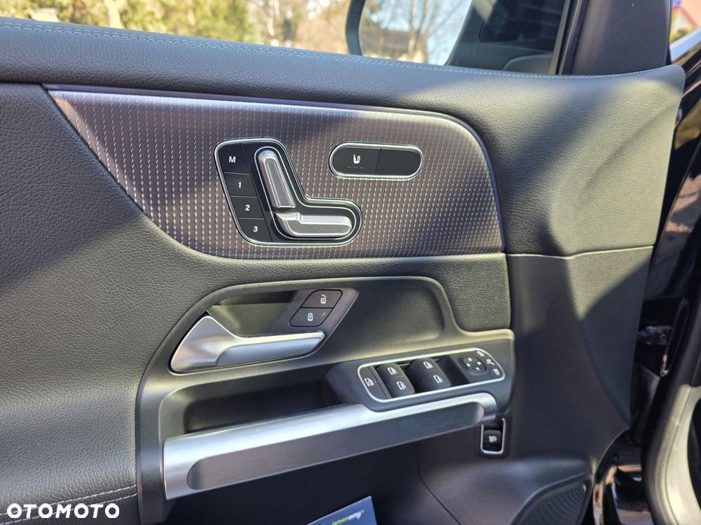 Mercedes-Benz EQB 300 4Matic Electric Art - 19