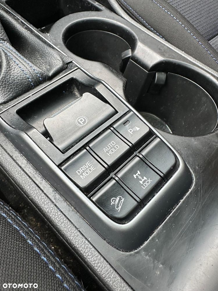 Hyundai Tucson 2.0 CRDi 4WD Automatik Style - 13