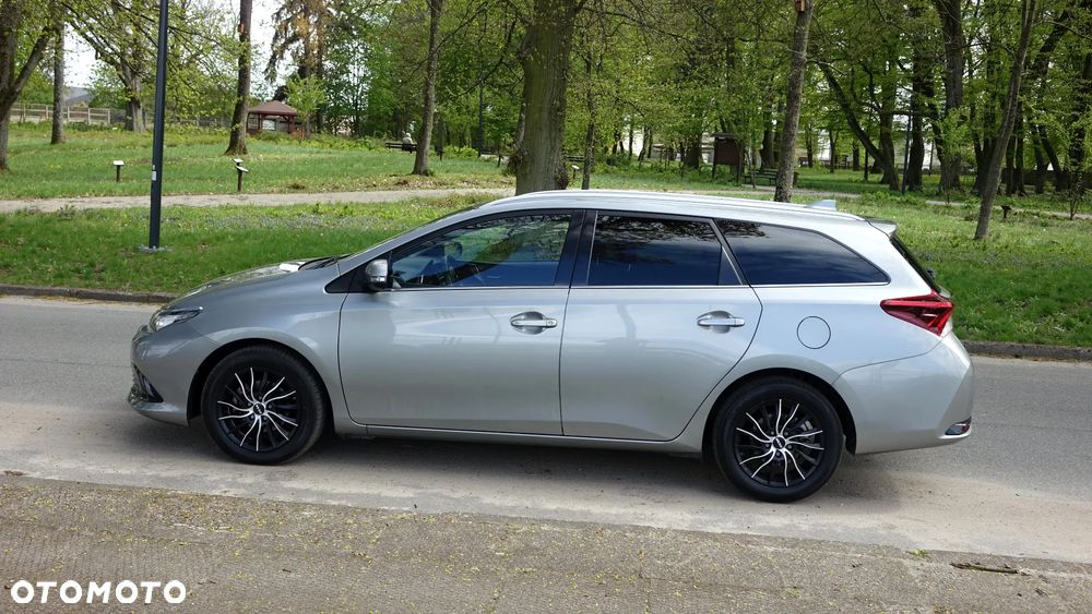 Toyota Auris - 27