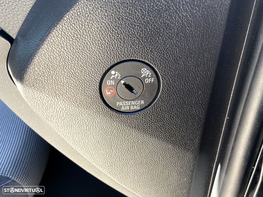 Opel Insignia Sports Tourer 2.0 CDTi Executive S/S - 21