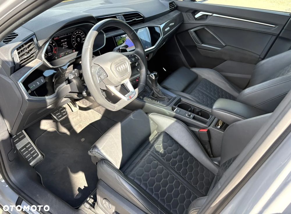 Audi RS Q3 2.5 TFSI quattro S tronic - 9