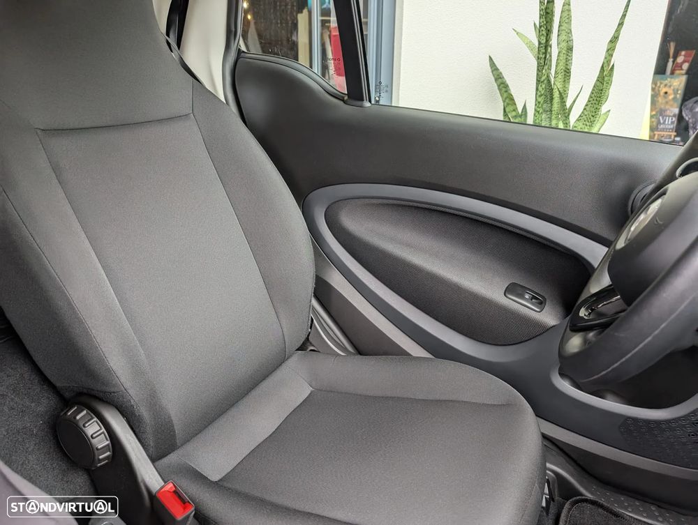 Smart ForTwo Coupé EQ passion - 14