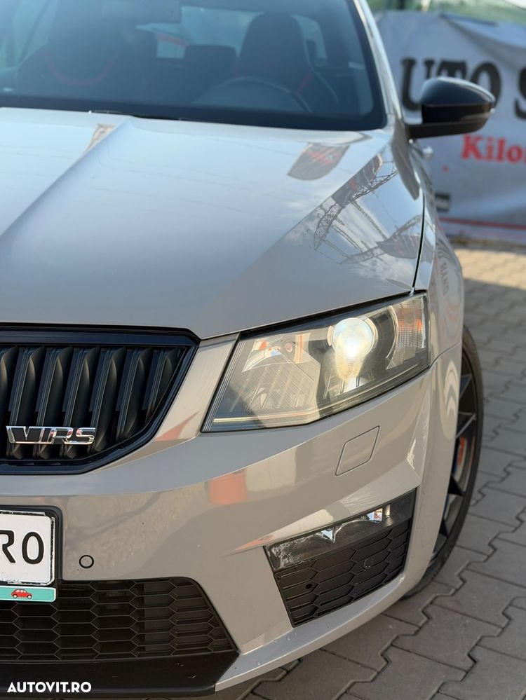 Skoda Octavia 2.0 TDI DSG 4X4 RS - 6