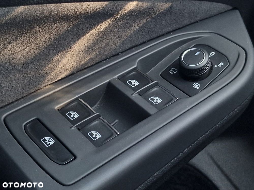 Volkswagen Golf VIII 1.5 TSI Life - 22