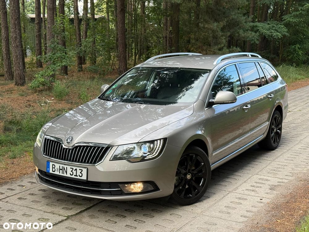 Skoda Superb 2.0 TSI Elegance DSG - 2