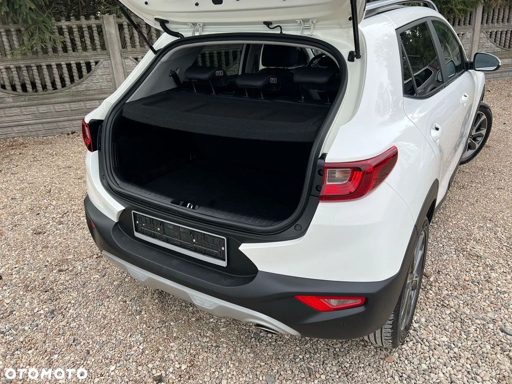 Kia Stonic 1.6 CRDi SCR L - 6