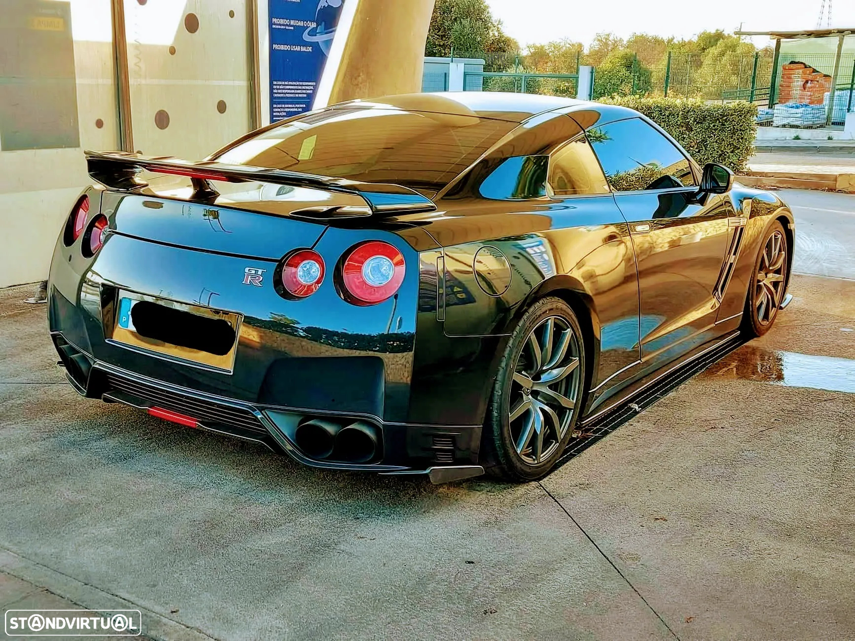 Nissan GT-R Black Edition - 3