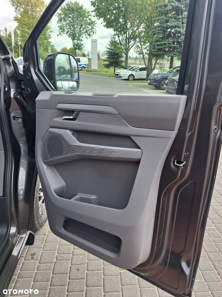 Volkswagen Caravelle 2.0 TDI L2 - 25