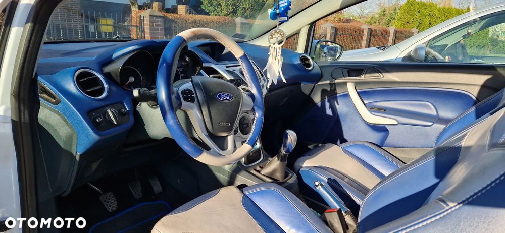 Ford Fiesta 1.4 Ghia - 7