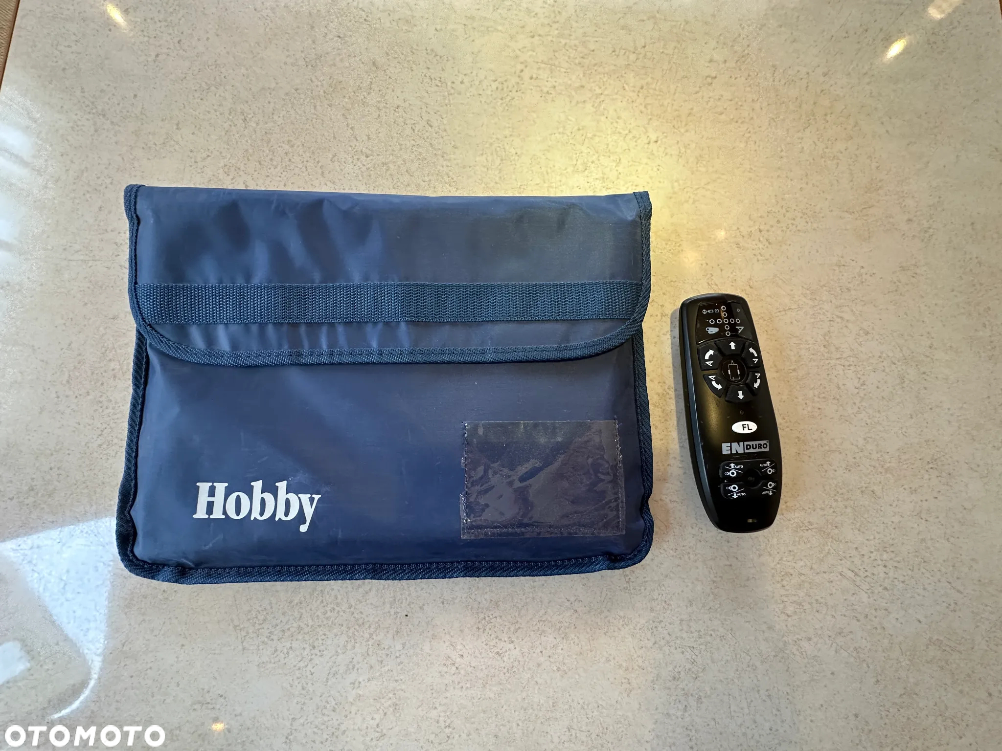Hobby 560 UL EXCELLENT z przedsionkiem Isabella i napędem. - 32