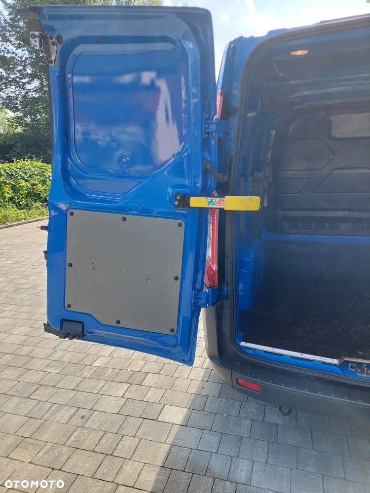 Ford Transit Custom - 19