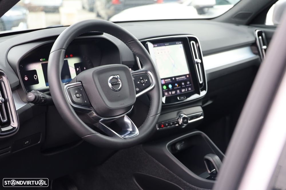 Volvo XC 40 2.0 B3 Core - 12