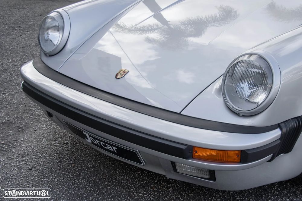 Porsche 911 Série G - 15