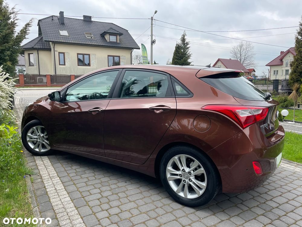 Hyundai i30 1.4 Comfort - 21