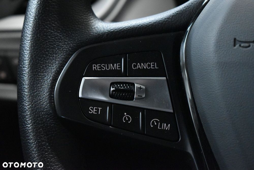 BMW Seria 1 118i Advantage - 13