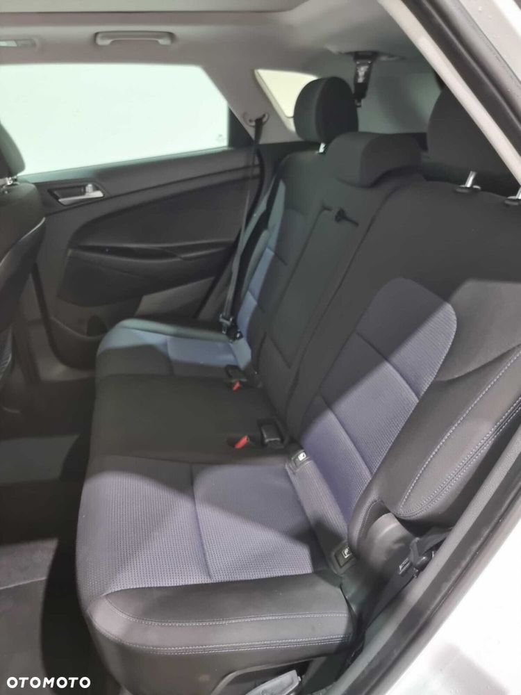 Hyundai Tucson - 16