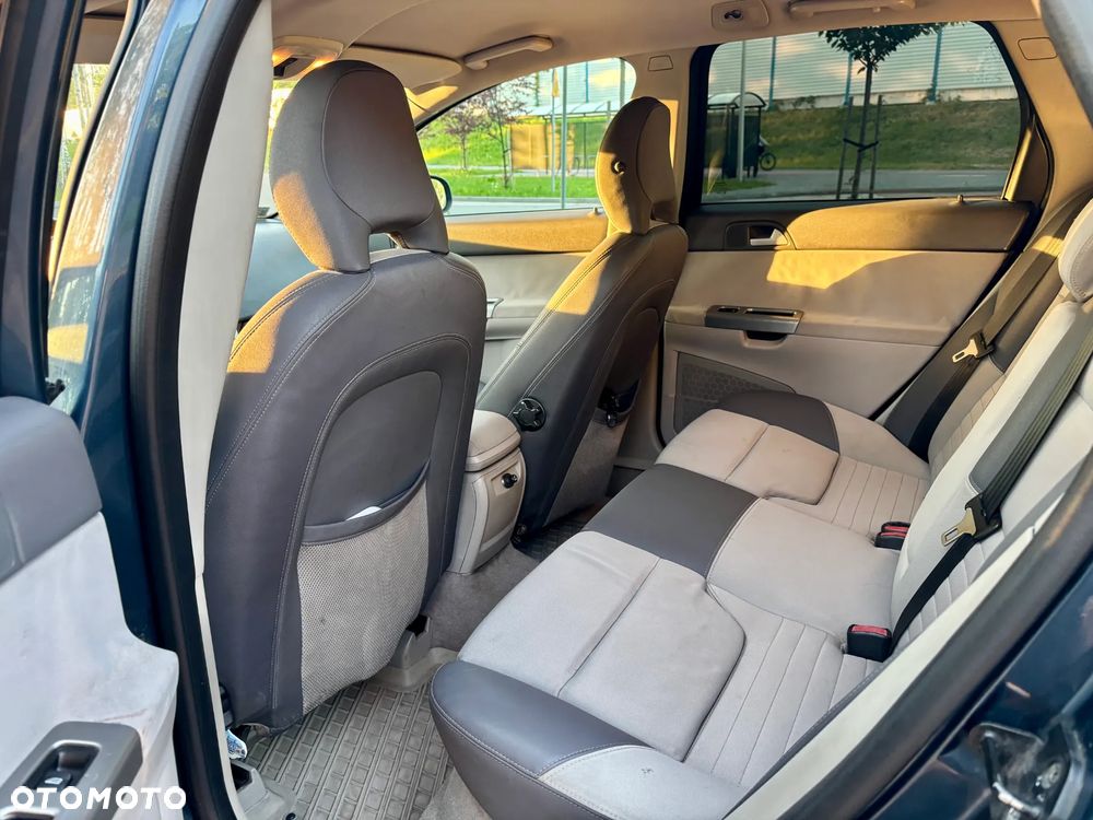 Volvo V50 1.6D Momentum - 8