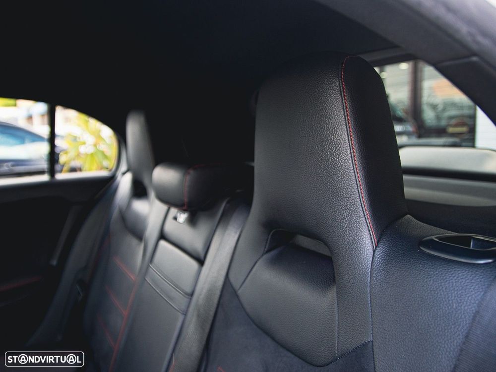 Mercedes-Benz A 180 d AMG Line Aut. - 42