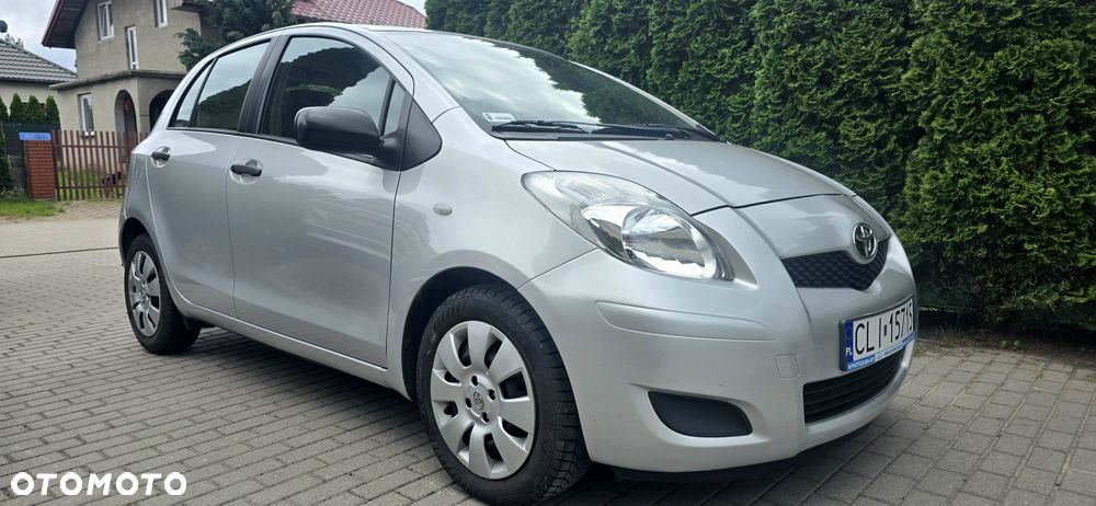 Toyota Yaris 1.33 Luna - 1