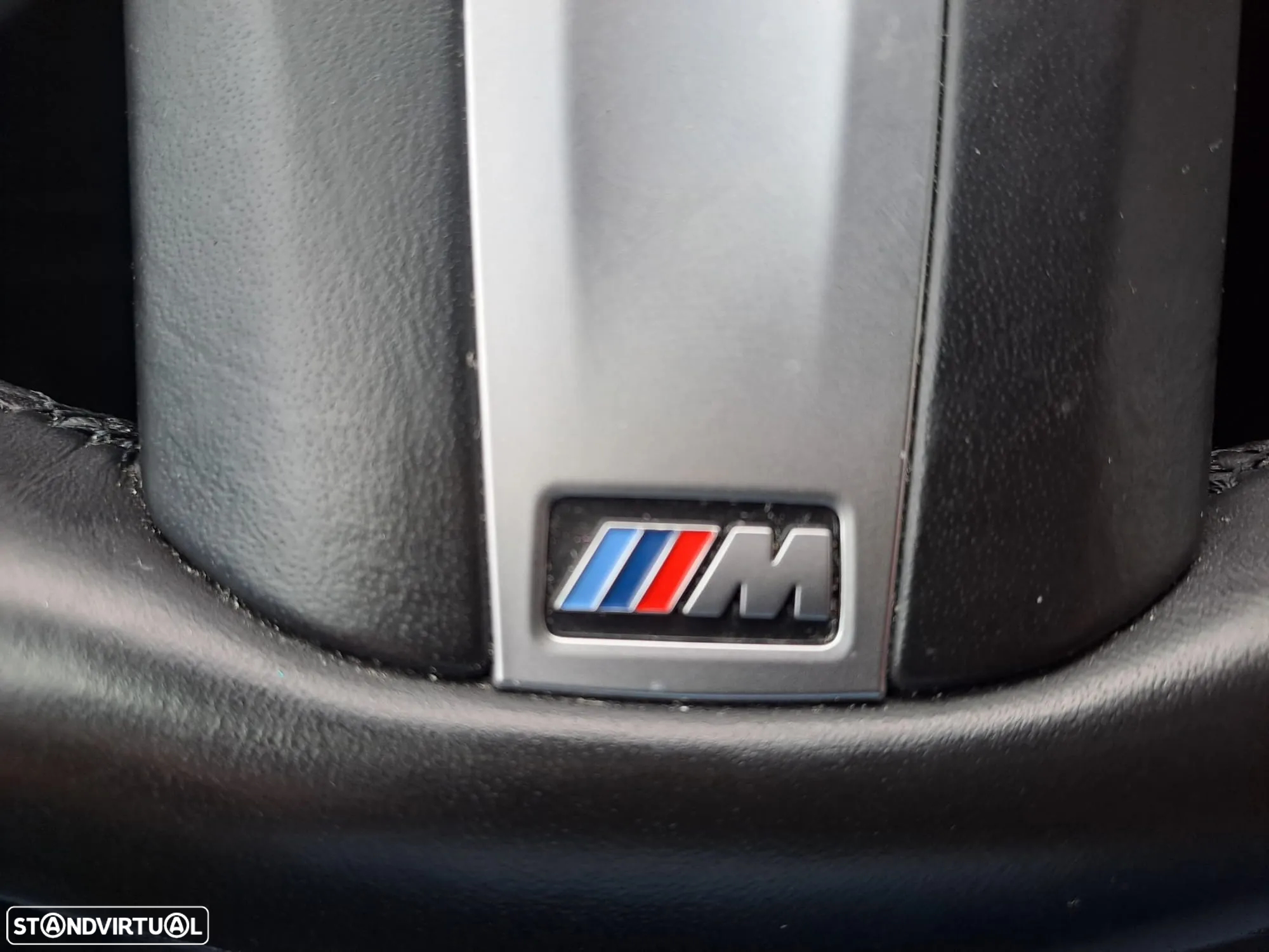 BMW 530 e Pack Desportivo M - 11