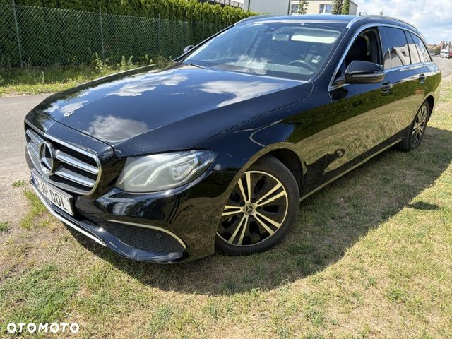 Mercedes-Benz Klasa E 220 d 9G-TRONIC - 11