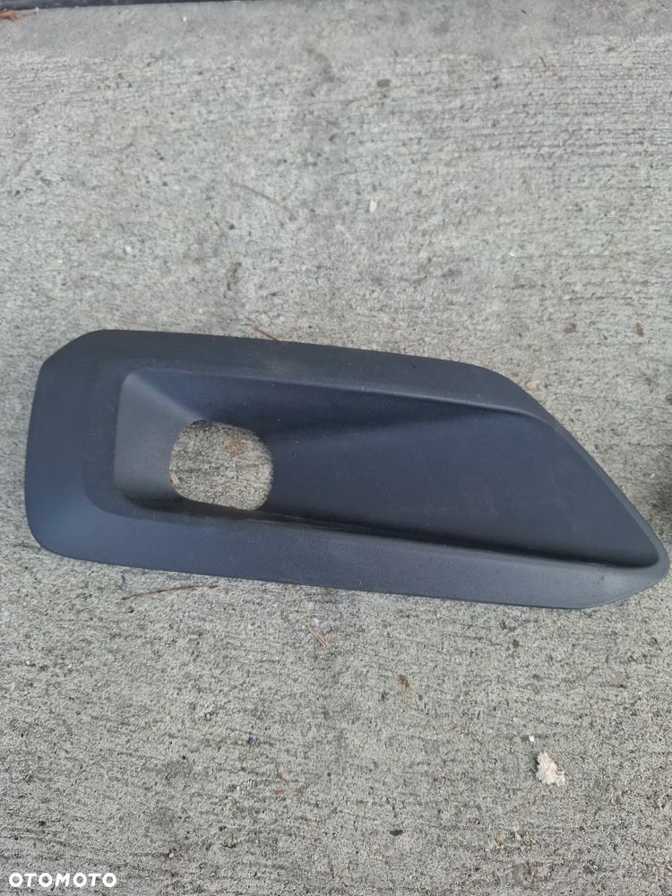 Volvo xc40 kratka zderzaka ramka halogenu lewa prawa 31449343  31449344 - 2