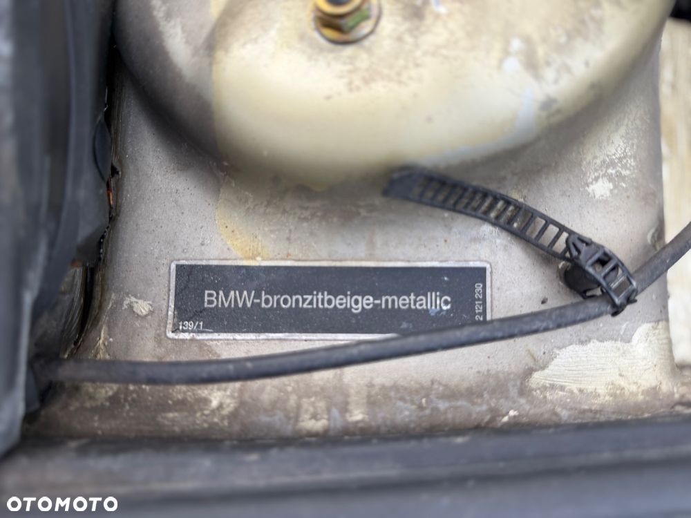 BMW Seria 5 520 i - 12