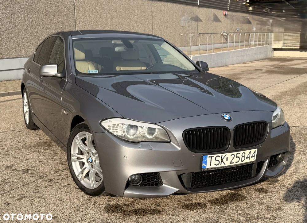 BMW Seria 5 530d Sport-Aut Luxury Line - 2